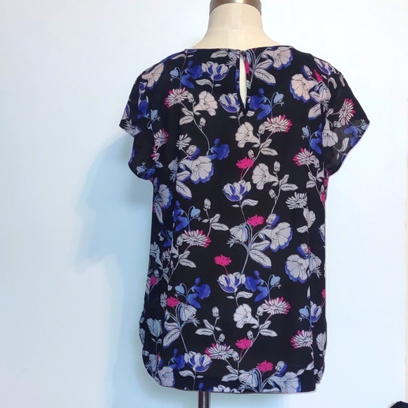 Liz Claiborne Career Short Sleeve Floral Top Size XL Black White Pink Blue - Picture 3 of 6